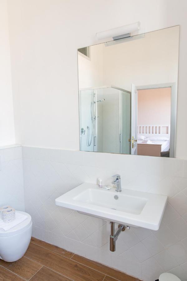 Comfy Apartment Near Fortezza Da Basso Firenze Eksteriør billede